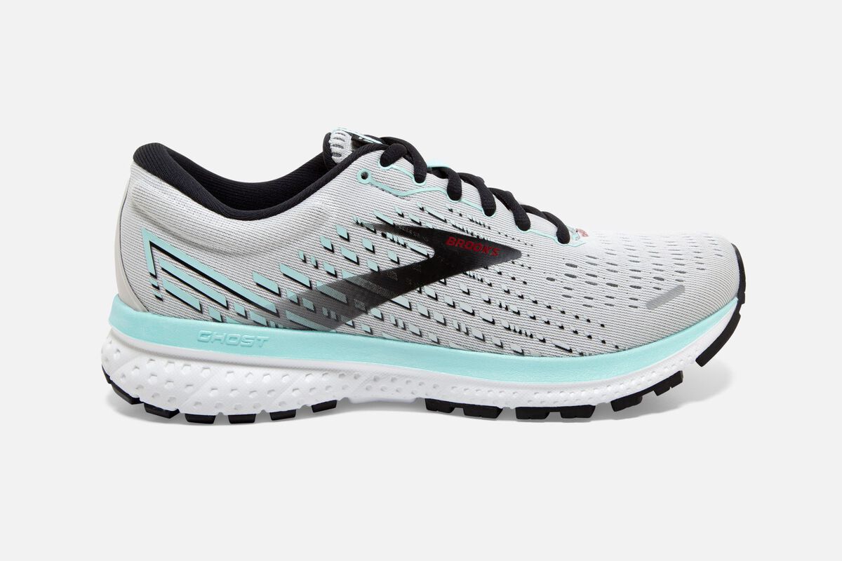 Brooks on sale ghost woman